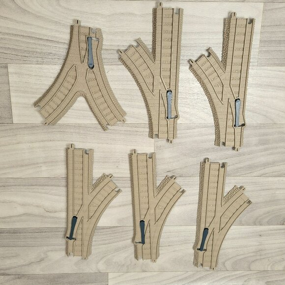 Thomas and Friends TrackMaster Junction Tracks LOT OF 6 Pcs. Gullane 2009 Mattel - Picture 1 of 4